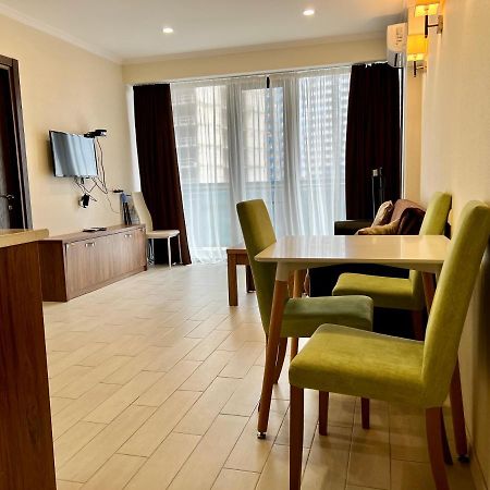 Batumi Orbi Beach Tower Kültér fotó